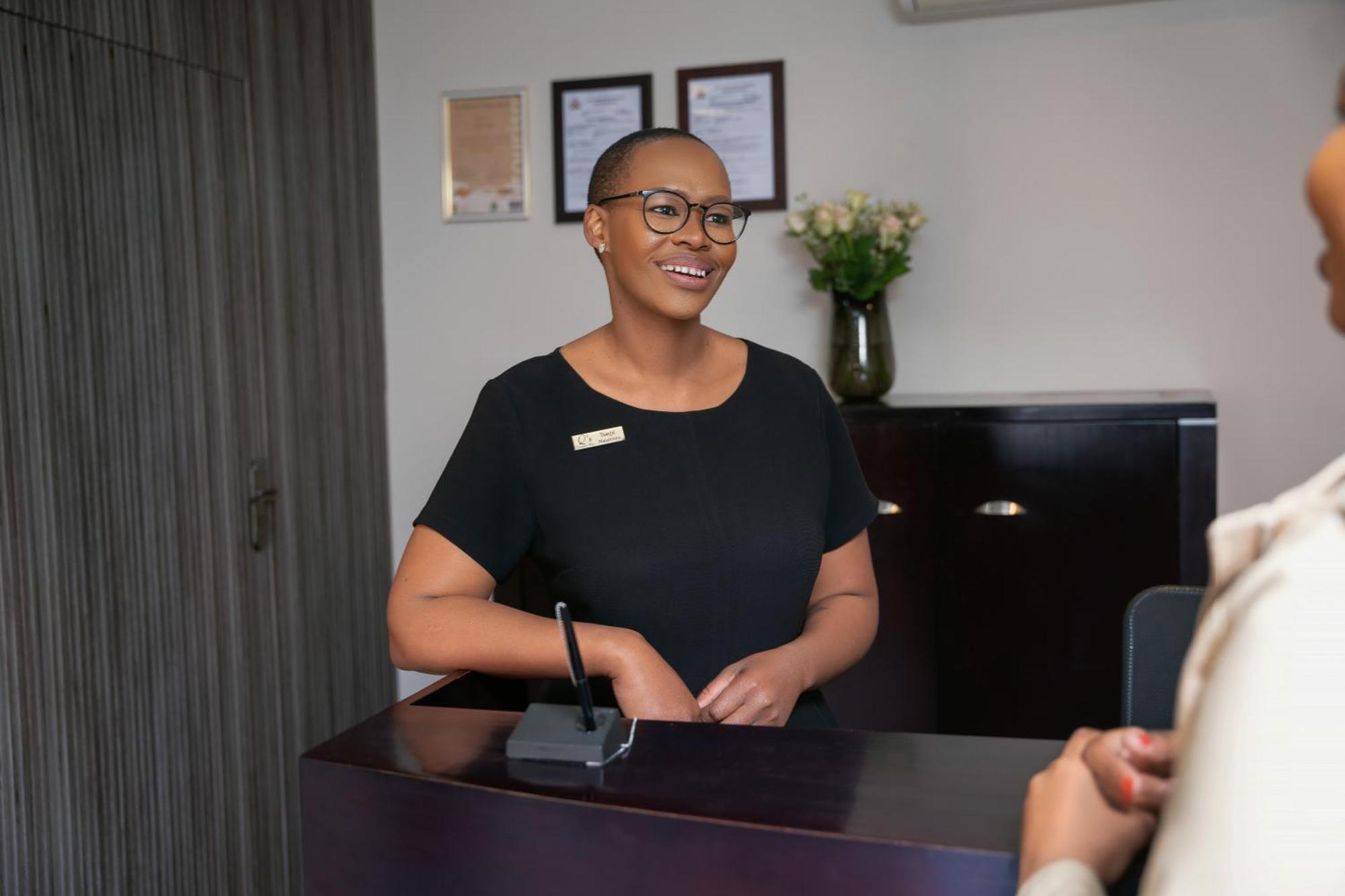 Q'S Boutique Stay Standerton Luaran gambar